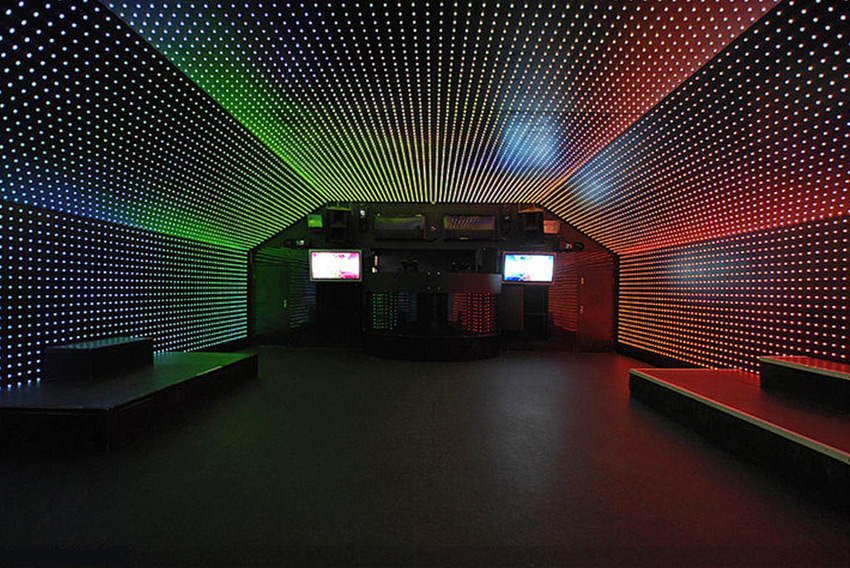 Lightbox: London, England